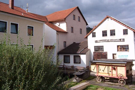 Ansicht der Dietfurter Mühle mit Sägewerk und Windmühle. Ansicht von der Laberbrücke aus.