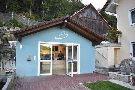 Blaues Haus, Hofladen Familie Lang
