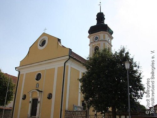 Paulushofen - Kirche