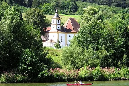 Wallfahrtskirche mit Padler