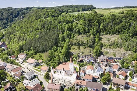 Kirchenburg in Kinding
