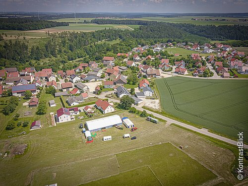 Luftbild vom Gredinger Ortsteil Herrnsberg