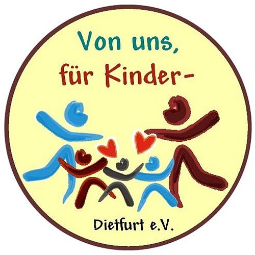 Logo "Von uns, für Kinder - Dietfurt e.V." Ein brauner Kreis mit zwei großen Strichmännchen und drei kleinen dazwischen darüber die Schrift Von uns, für Kinder - unter den Strichmännchen die Schrift Dietfurt e.V.