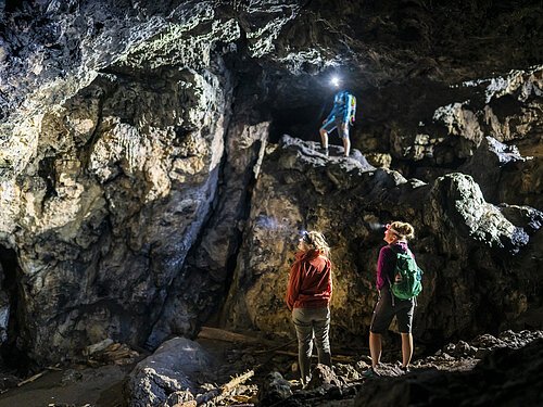 Höhleninneres der Arndthöhle bei Attenzell Kipfenberg Arndthöhle